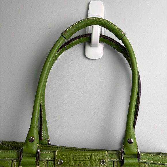 Coach Medium Hampton Lime Green Leather Y2K Carryall - Picture 6 of 11